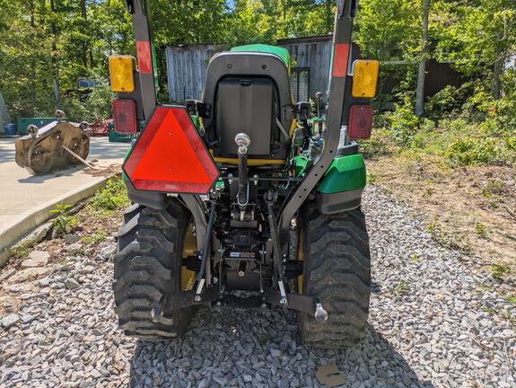 2023 John Deere 2025R