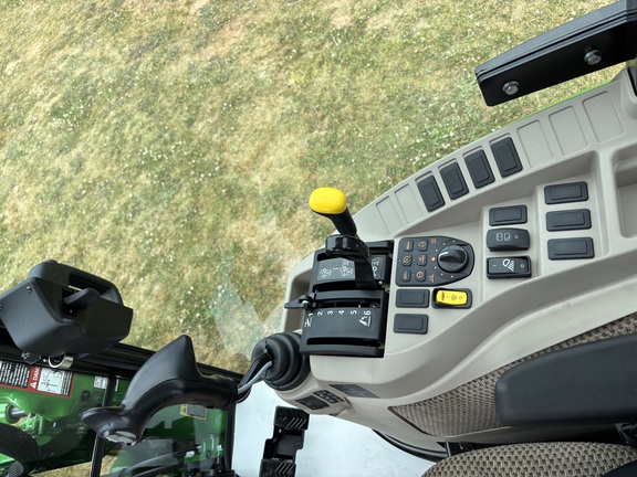 2026 John Deere 3046R-4