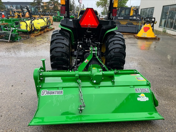 Used 2024 John Deere 3038E Compact Utility Tractors at Horizon Ag & Turf in Edmonton West, AB - Photo8