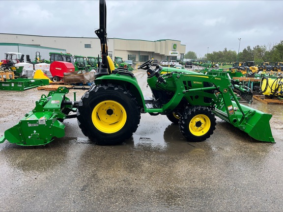 Used 2024 John Deere 3038E Compact Utility Tractors at Horizon Ag & Turf in Edmonton West, AB - Photo3