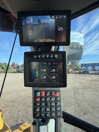 2024 John Deere 544 P