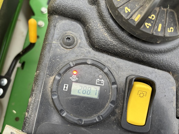 2019 John Deere Z740R - Photo7