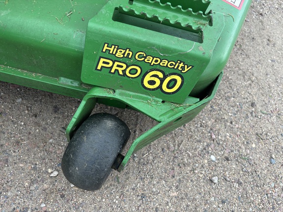 2019 John Deere Z740R - Photo9