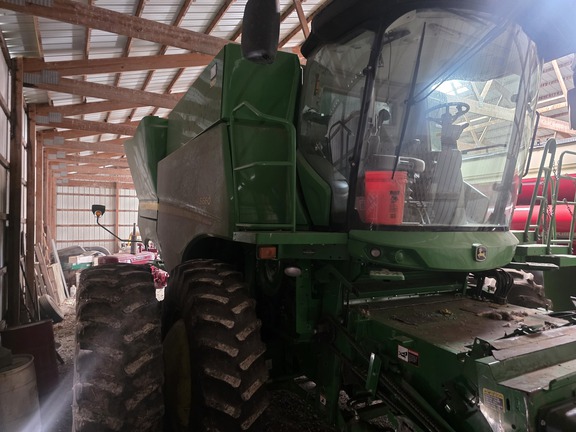 2015 John-Deere S660