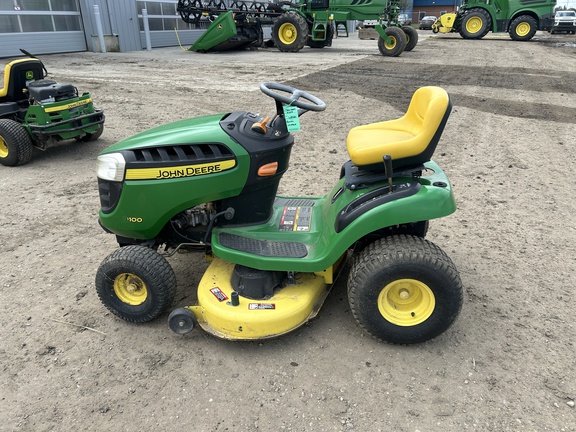 Used 2011 John Deere D100 Lawn & Garden Tractors at Horizon Ag & Turf in Wetaskiwin, AB - Photo5