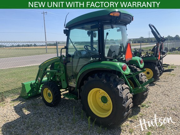 Photo of 2026 John Deere 3033R