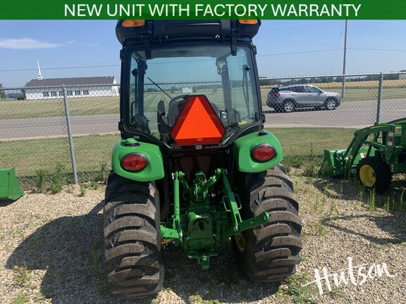 Photo of 2026 John Deere 3033R