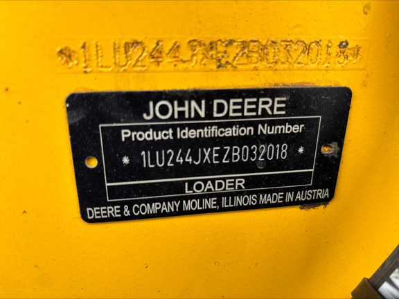 2013 John Deere 244J