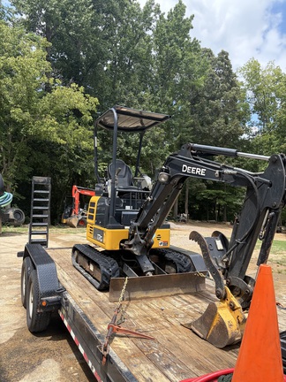 2020 John Deere 17G-2