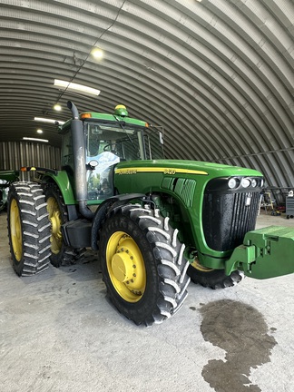 2004 John-Deere 8420