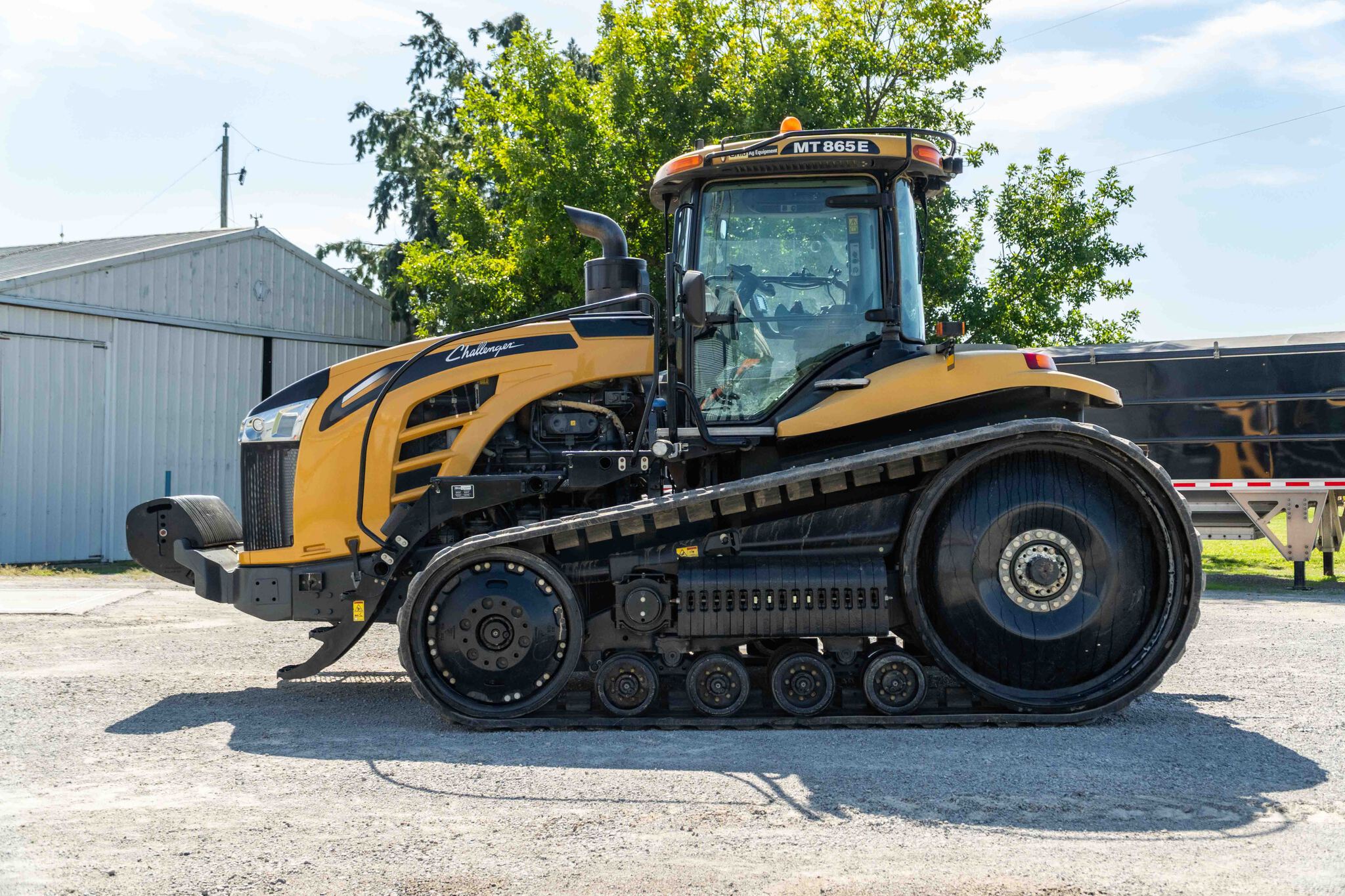 Used 2018 Agco MT865E Track Tractors at Koenig Equipment in Anna, OH - PhotoXL1