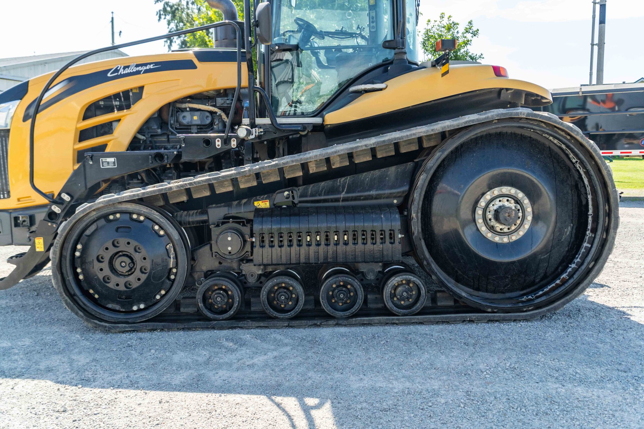 Used 2018 Agco MT865E Track Tractors at Koenig Equipment in Anna, OH - PhotoXL18