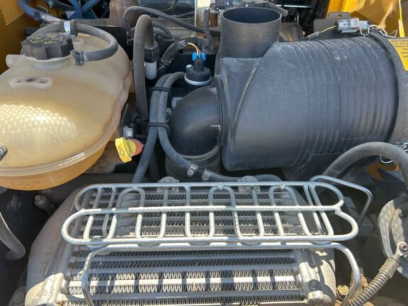 2023 John Deere 331G