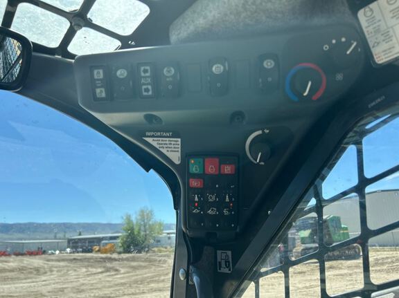 2023 John Deere 331G