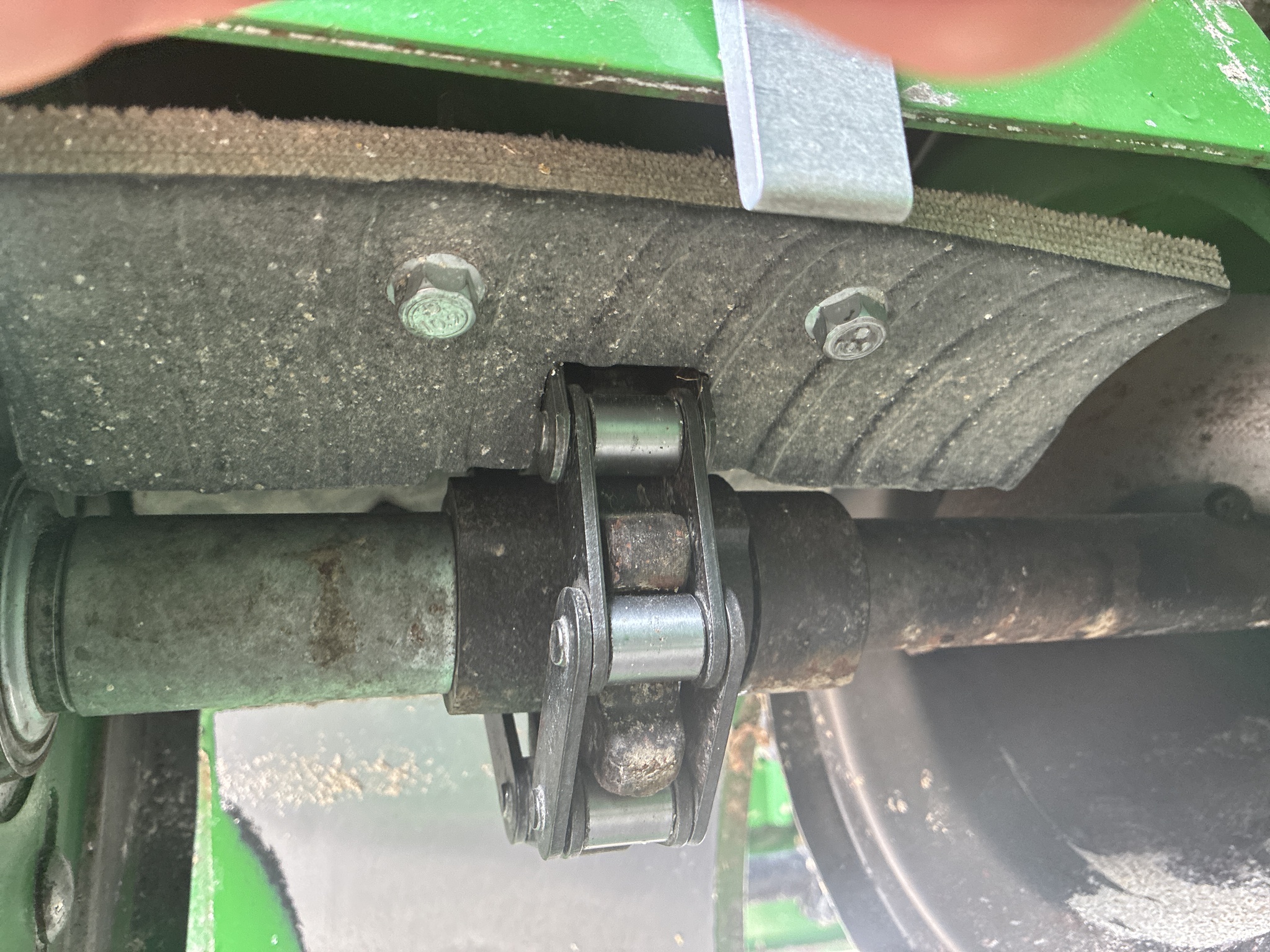 Used 2015 John Deere S680 Combines at Koenig Equipment in Greensburg, IN - PhotoXL18