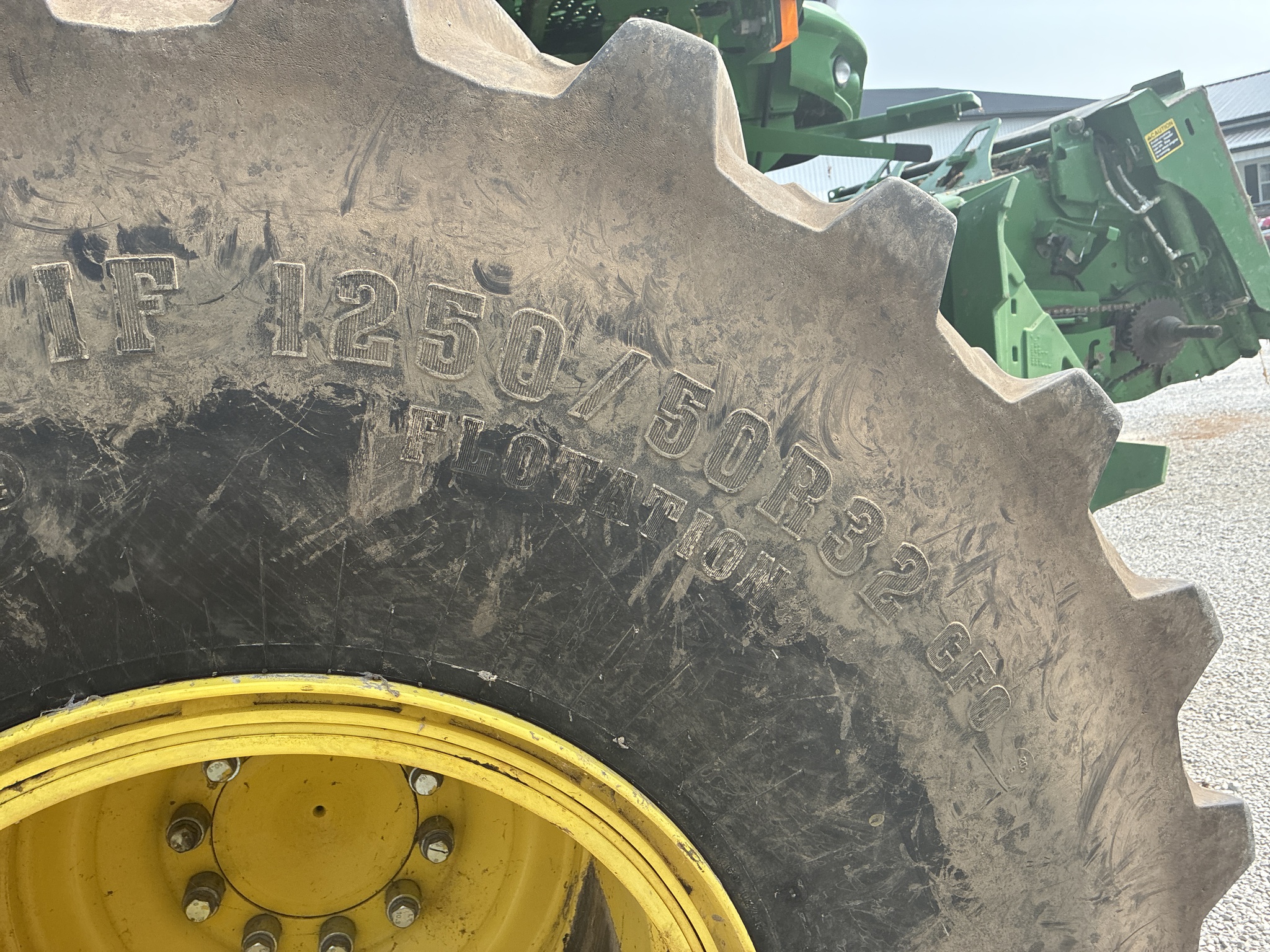 Used 2015 John Deere S680 Combines at Koenig Equipment in Greensburg, IN - PhotoXL20