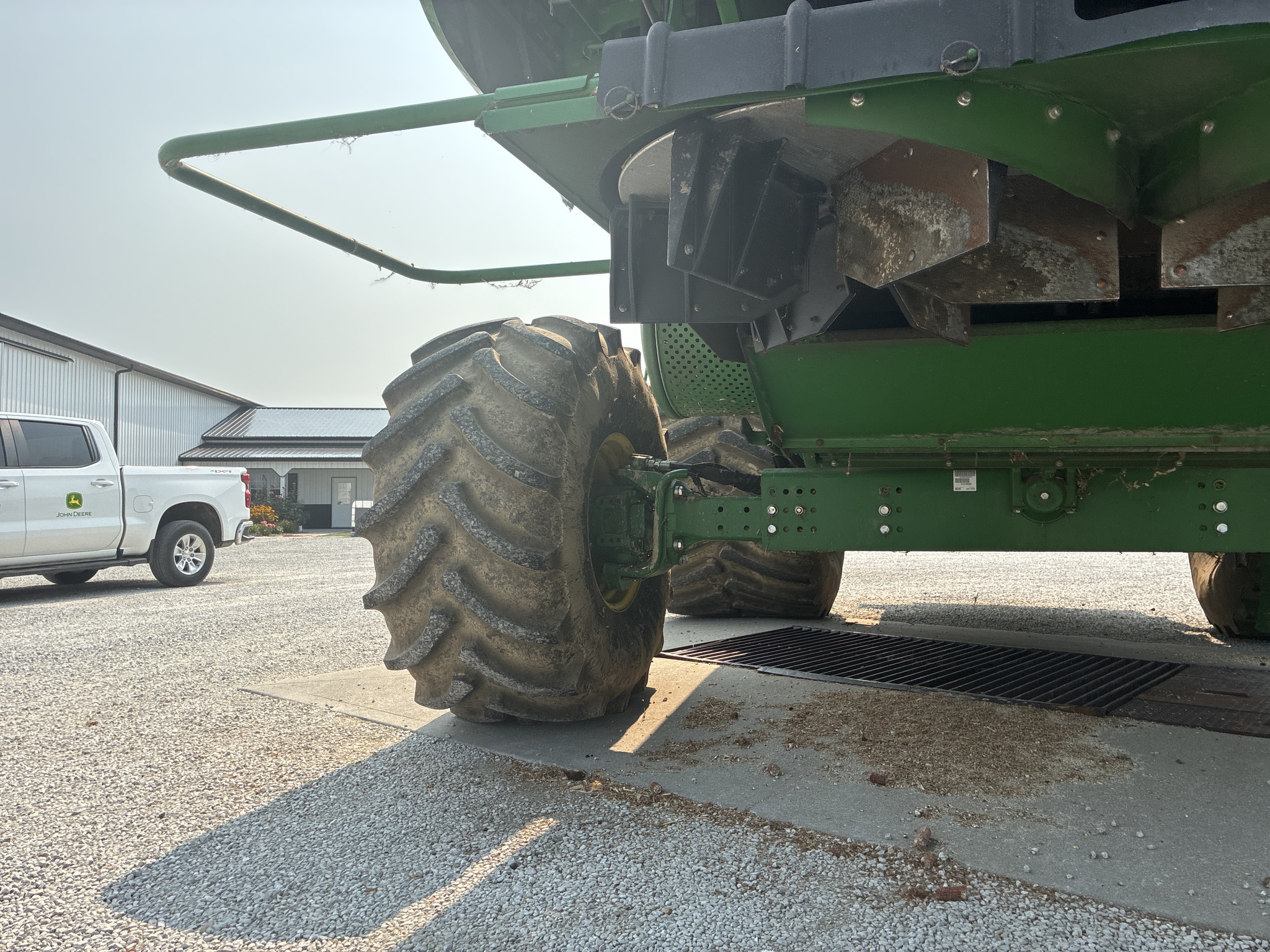 Used 2015 John Deere S680 Combines at Koenig Equipment in Greensburg, IN - PhotoXL6