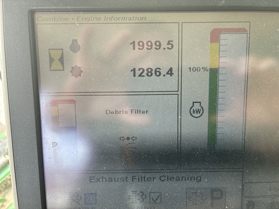 Used 2015 John Deere S680 Combines at Koenig Equipment in Greensburg, IN - Photo12