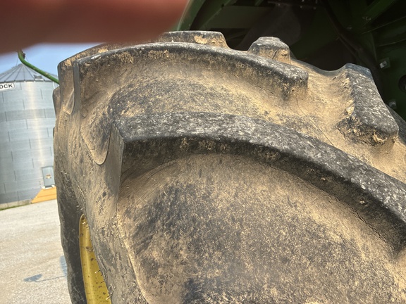 Used 2015 John Deere S680 Combines at Koenig Equipment in Greensburg, IN - Photo15