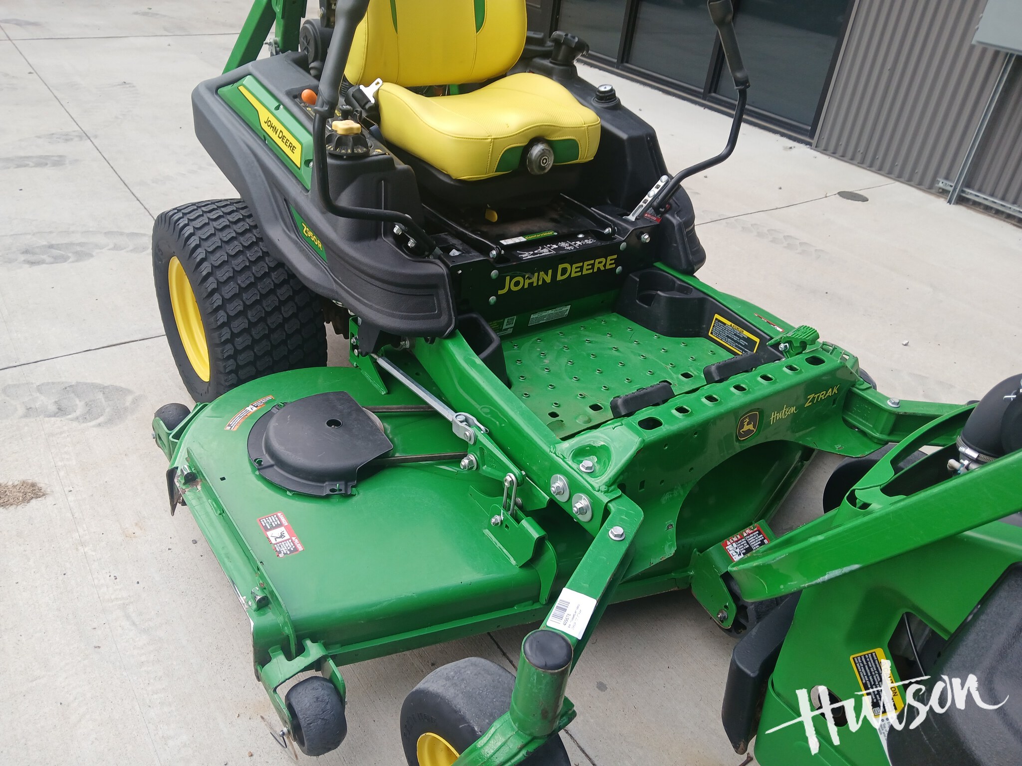 2023 John Deere Z950R
