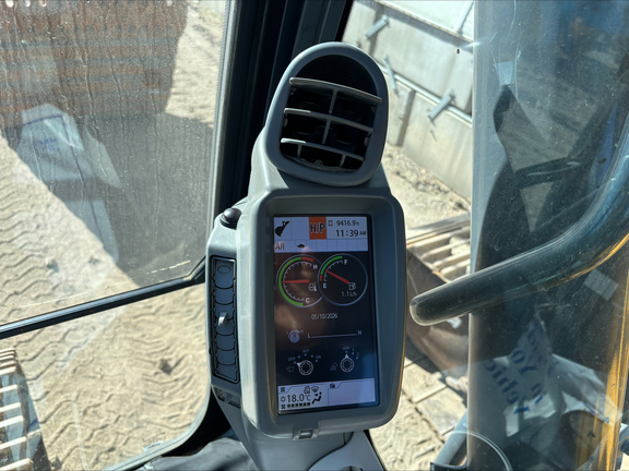 2017 John Deere 290G LC