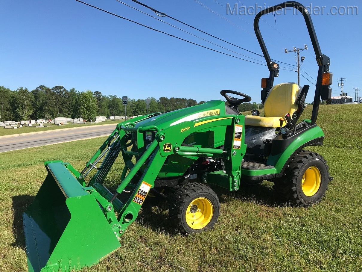 2021 John Deere 1025R Image 1