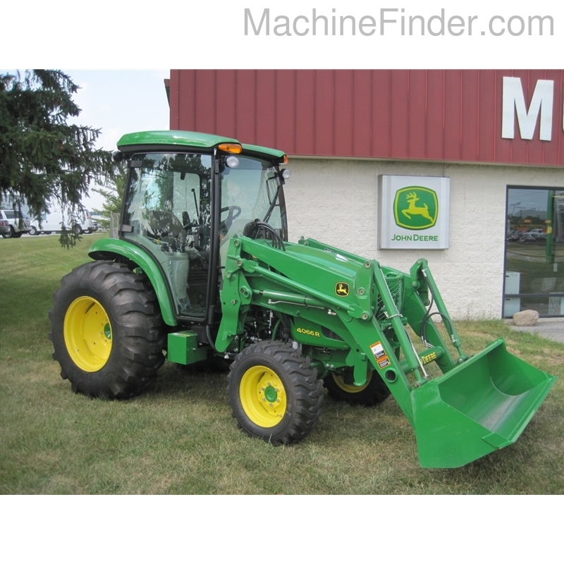 2020 John Deere 4044R Image 4