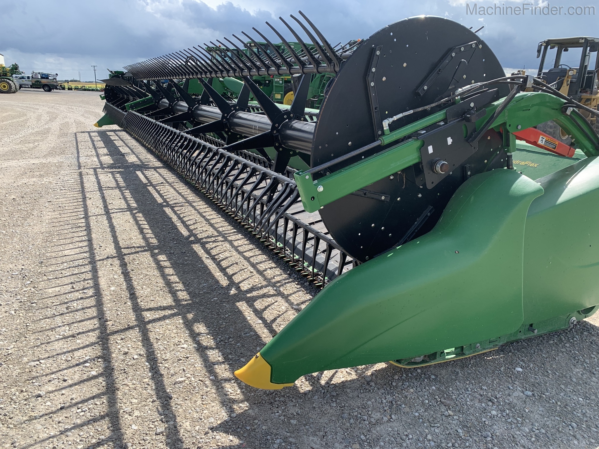 2017 John Deere 645FD Image 2