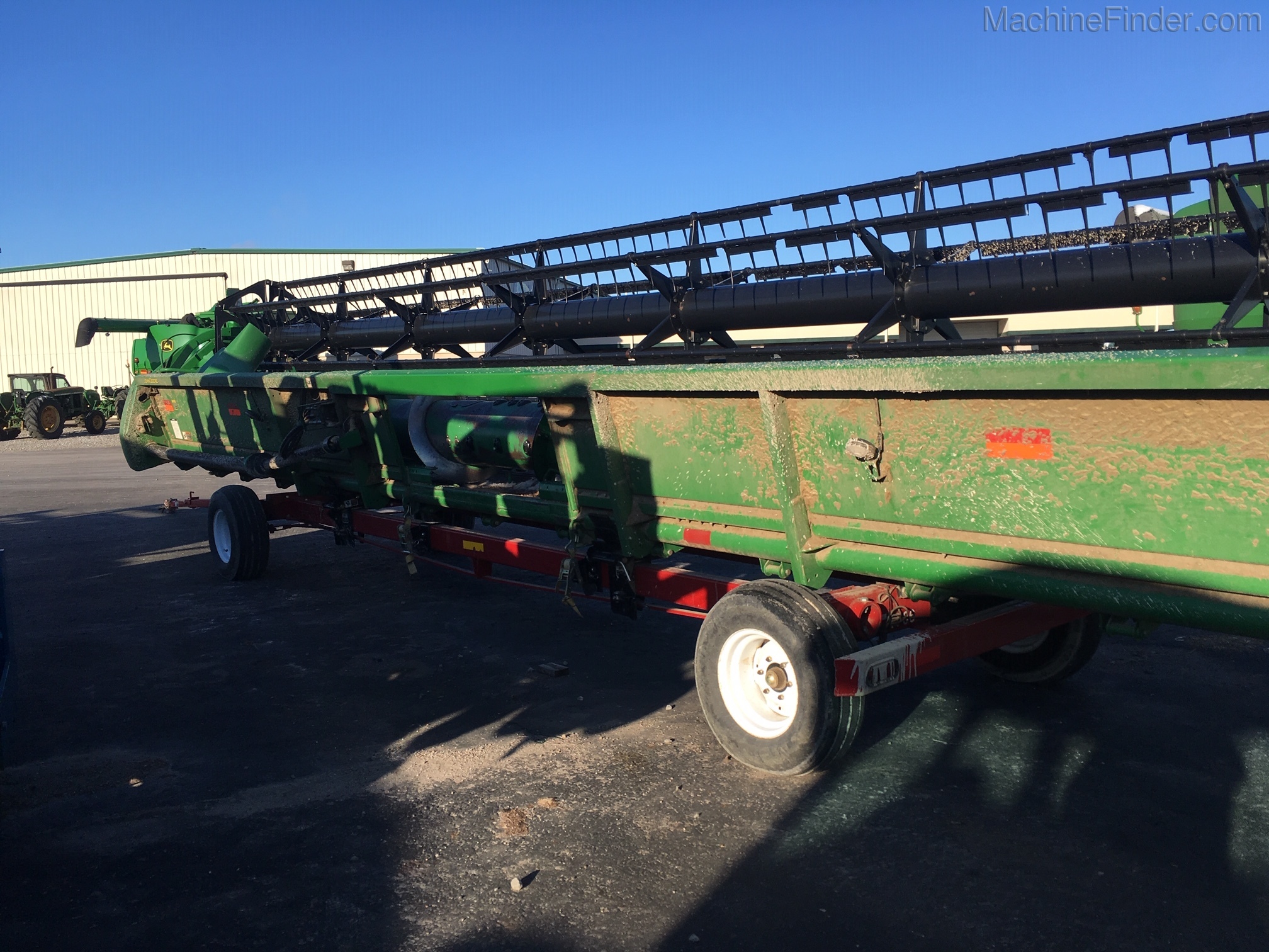 2010 John Deere 635F Image 5