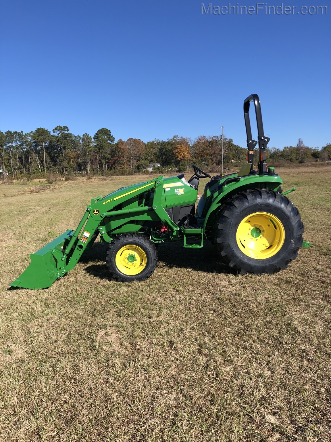 2020 John Deere 4066M Image 2