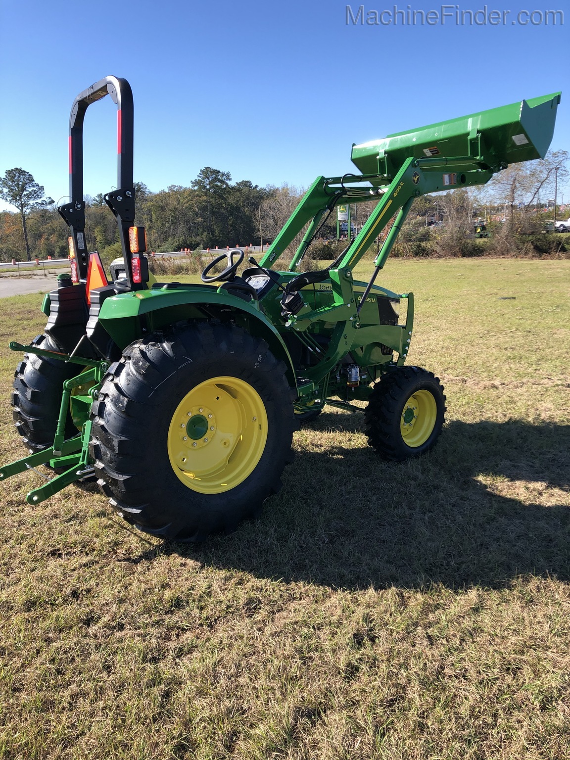 2020 John Deere 4066M Image 5