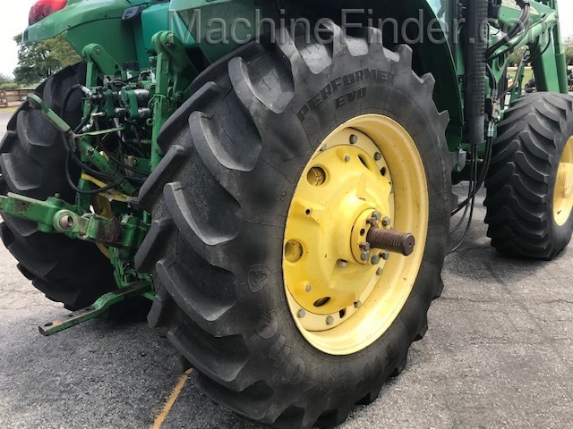 2003 John Deere 7420 Image 8