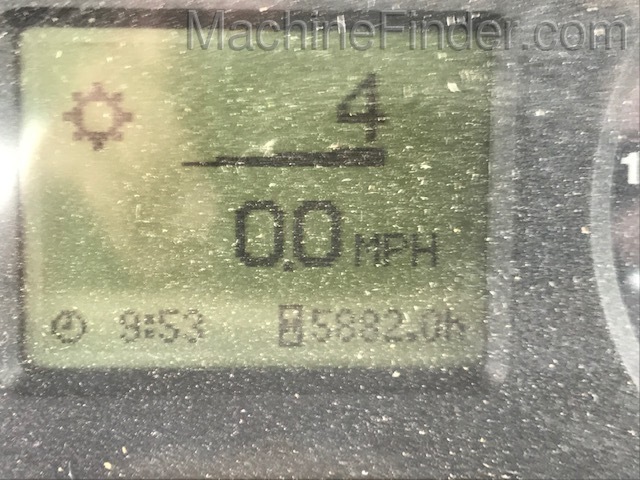 2003 John Deere 7420 Image 12