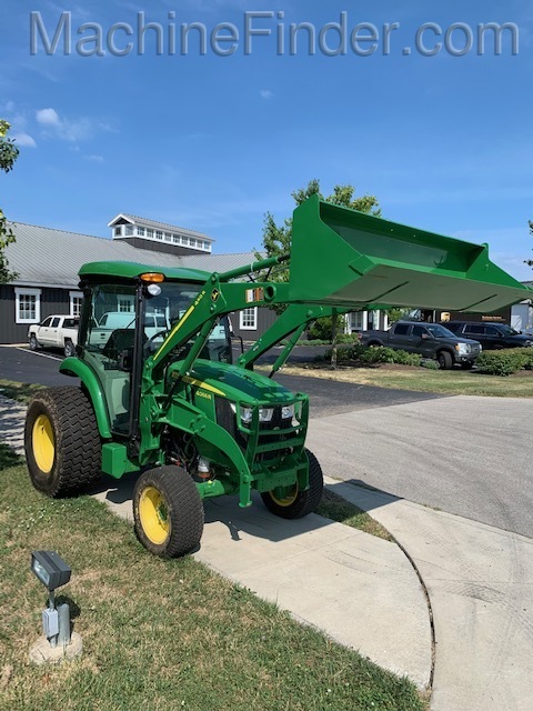 2020 John Deere 4066R Image 3