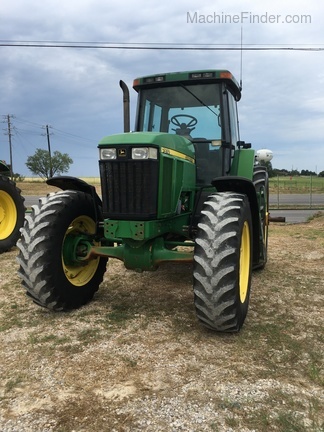John Deere 7810 Image 2