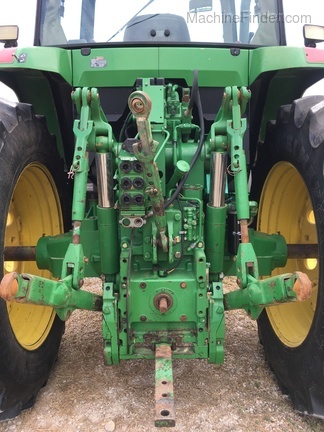 John Deere 7810 Image 7