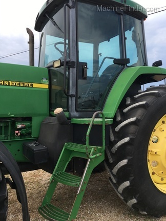 John Deere 7810 Image 8