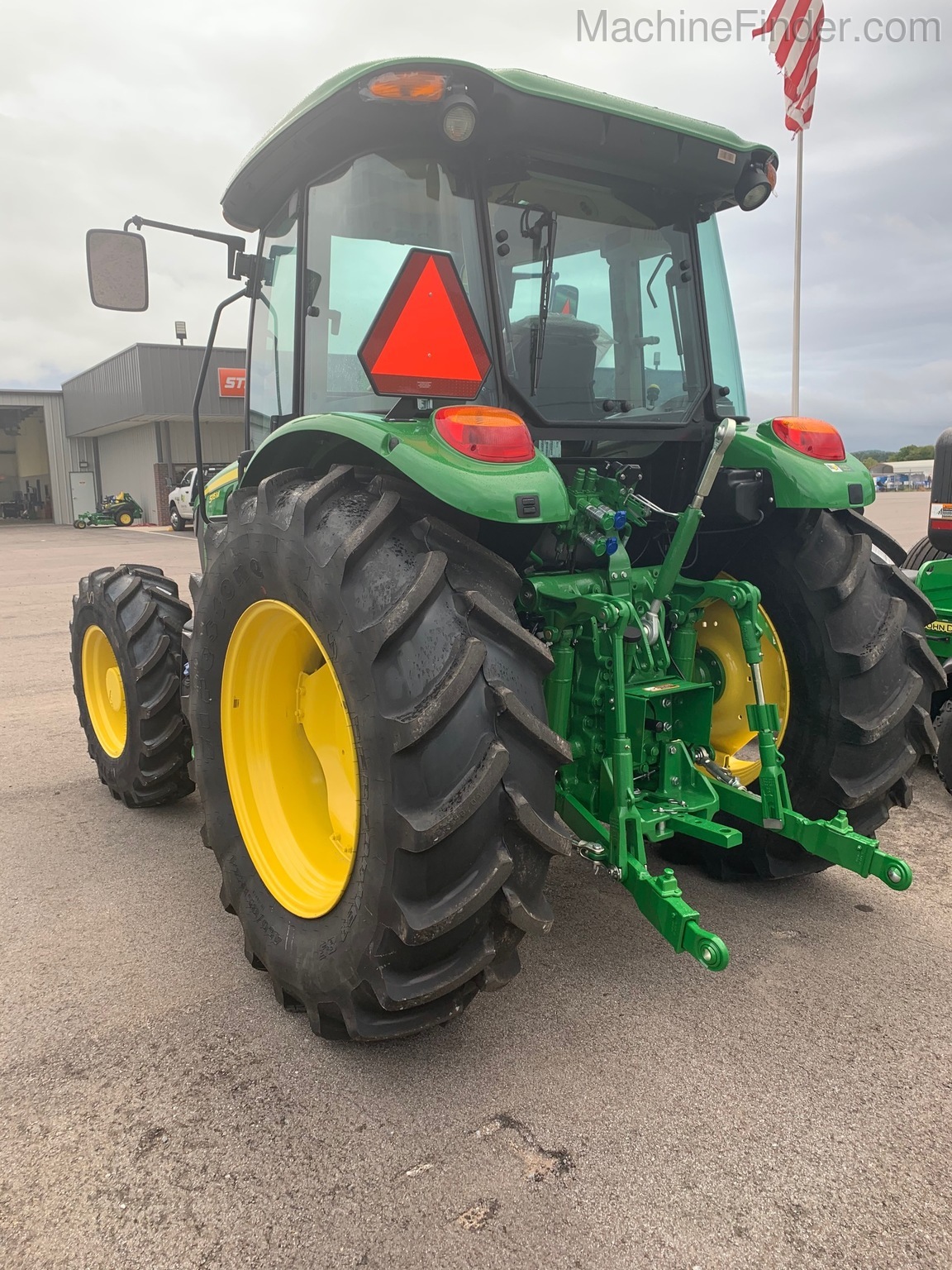 2020 John Deere 5115M Image 5