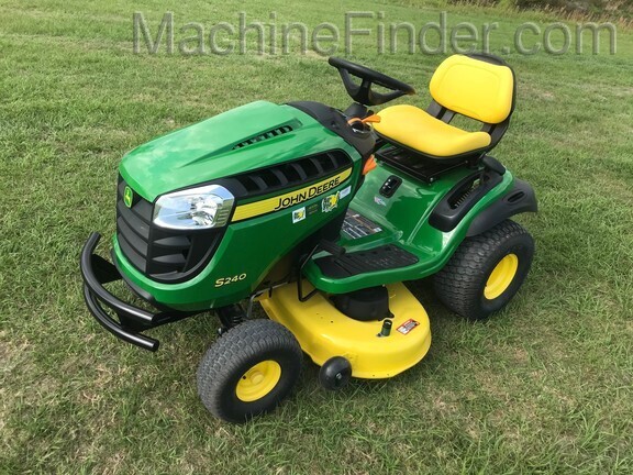 2020 John Deere S240 Image 4