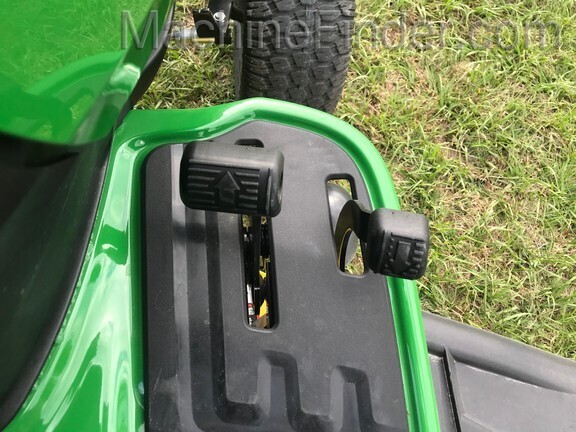 2020 John Deere S240 Image 6