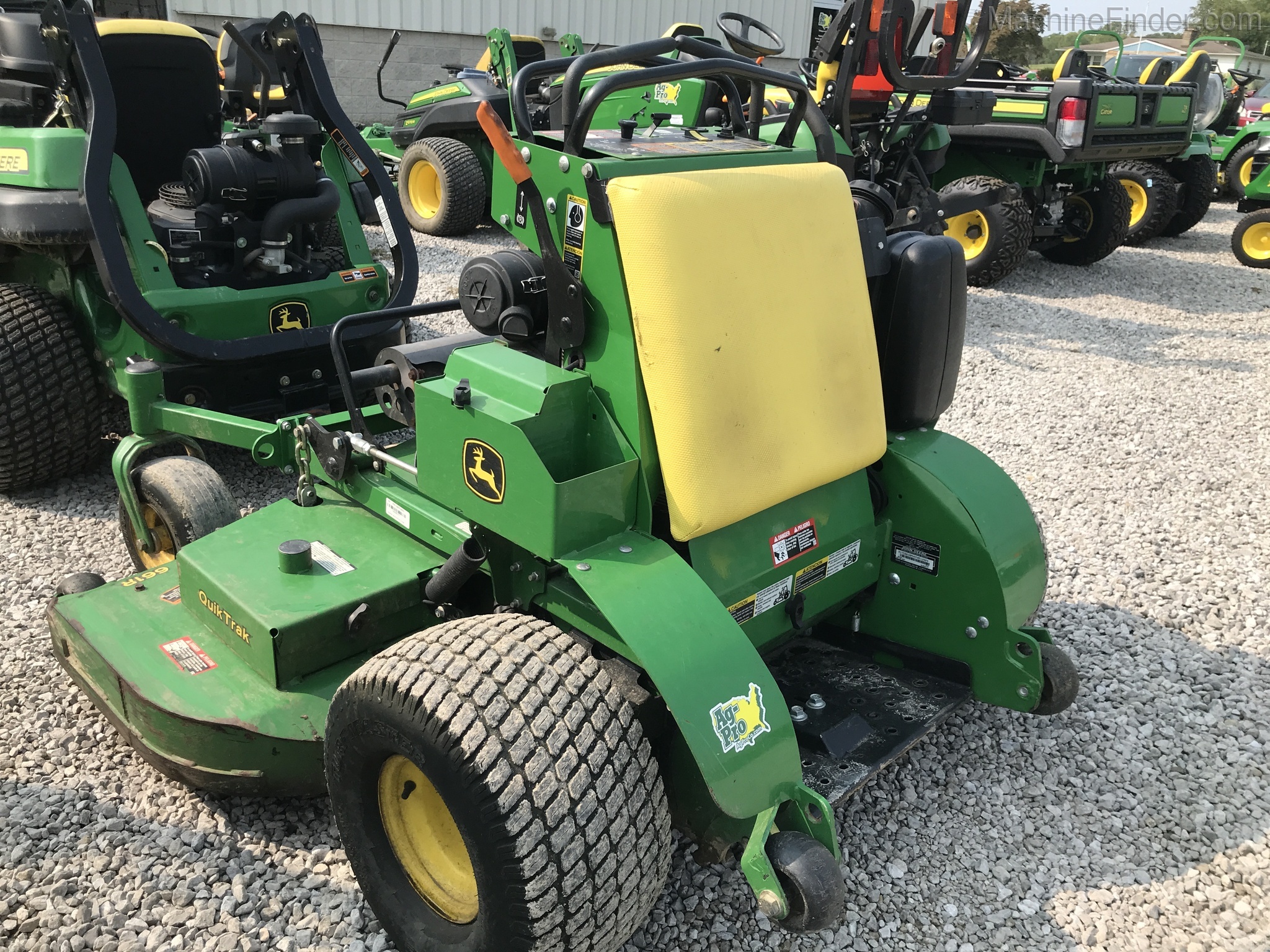 2017 John Deere 661R Image 3