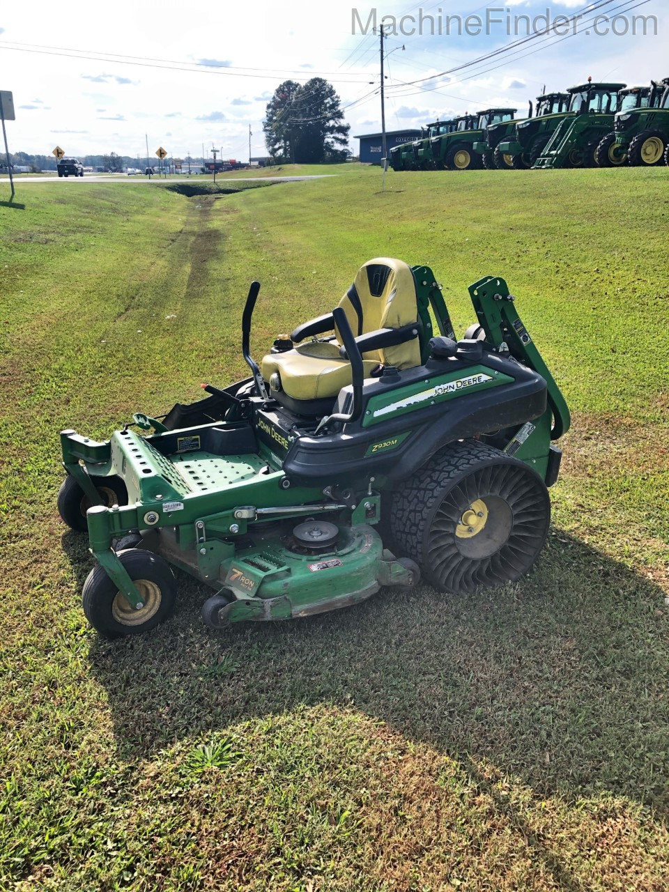 2017 John Deere Z930M Image 2