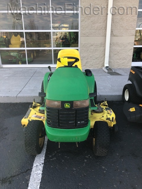 2005 John Deere GT245 Image 2