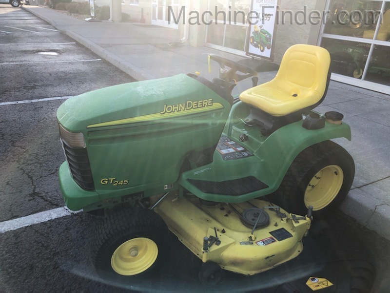 2005 John Deere GT245 Image 3