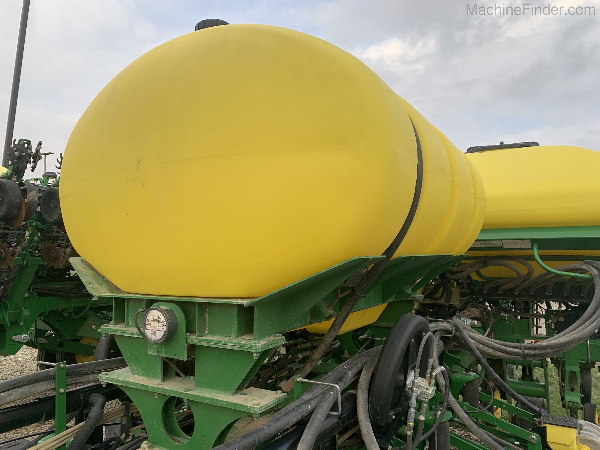 2011 John Deere 1770NT CCS Image 11