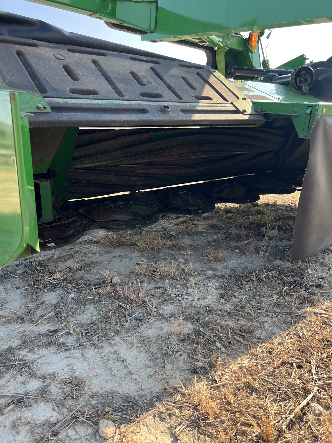 2020 John Deere 835 Image 2