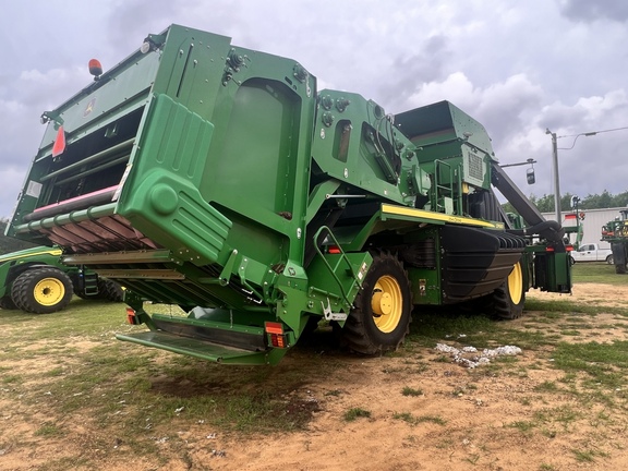 2019 John Deere CP690 Photo 5