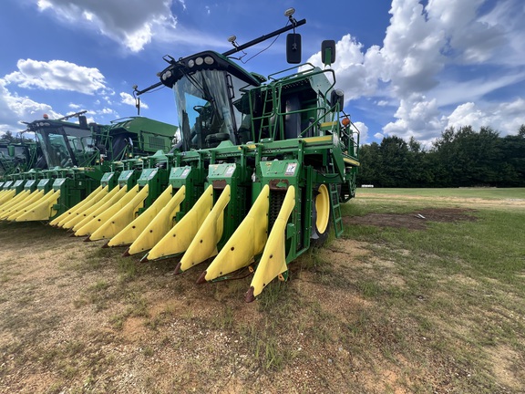 2019 John Deere CP690 Photo 9