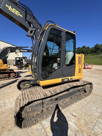 2023 John Deere 135P