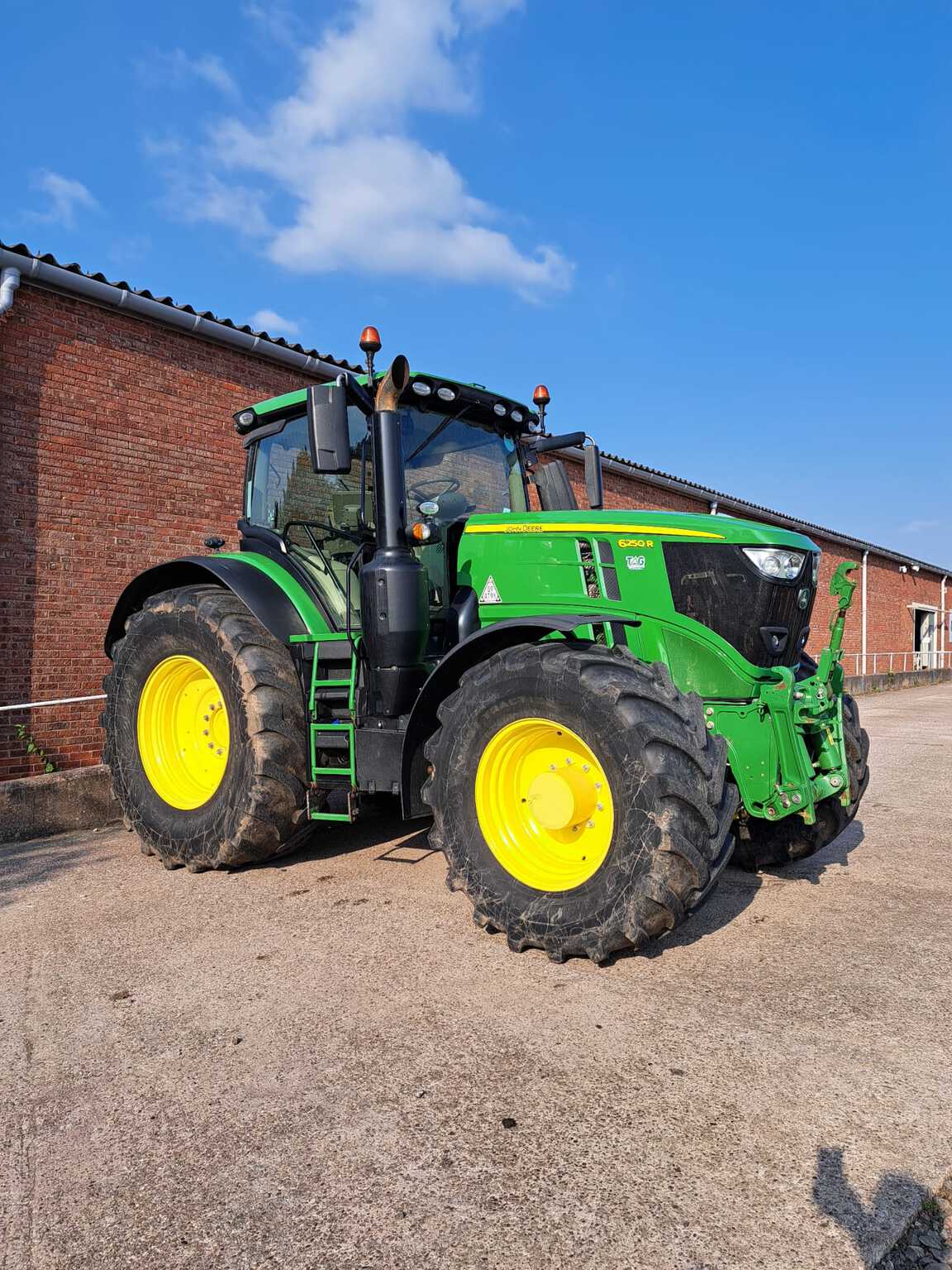 2018 John Deere 6250R